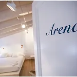 Cheap & Chic 3*