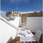 Hotell Cheap & Chic 3*