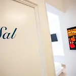 Hotell Cheap & Chic 3*