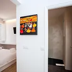 Hotell Cheap & Chic