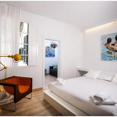 Hotel Cheap & Chic Hotel