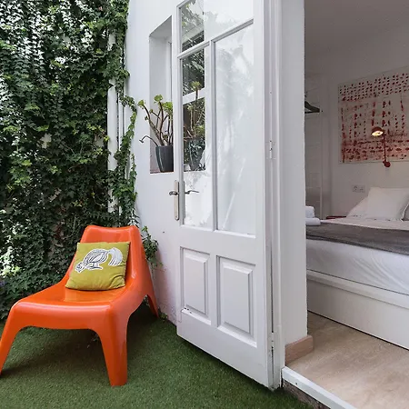 Cheap & Chic Hotel Отель Сьюдадела