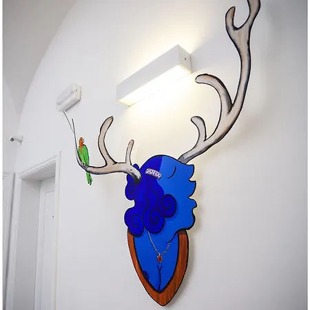 Отель Cheap & Chic Hotel 3*