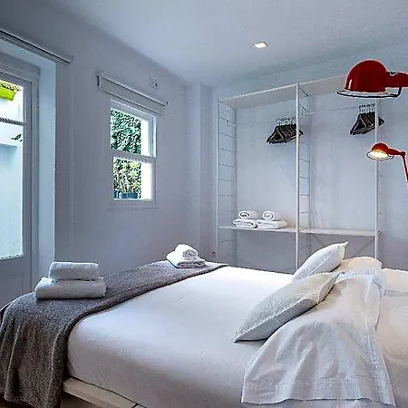 Cheap & Chic 3*