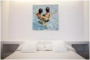 Cheap & Chic Hotel