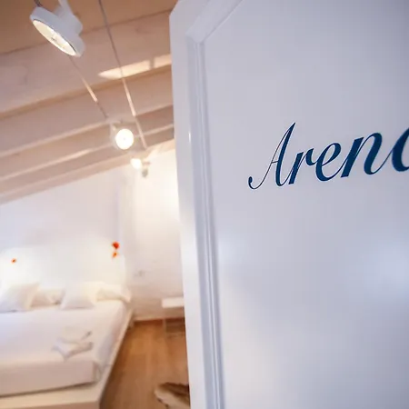 Cheap & Chic Hotel Сьюдадела