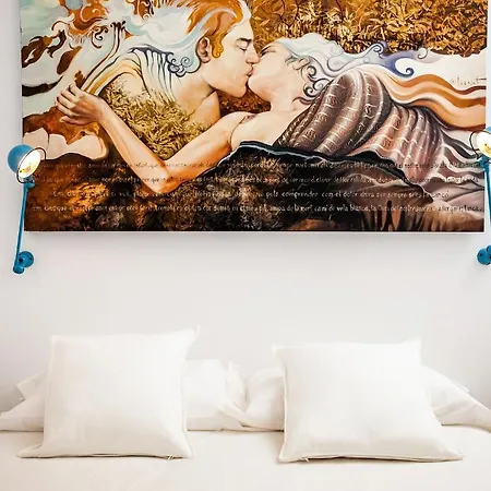 Cheap & Chic Hotel