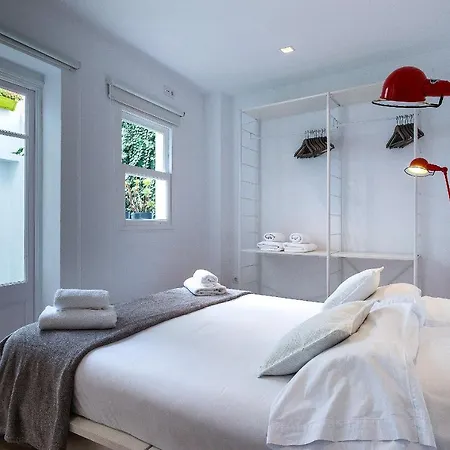 Cheap & Chic 3*