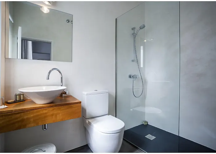 Cheap & Chic Hotel 3*